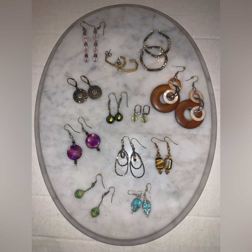 Assorted Lot of Pierced Earrings Gold Tone Silver Tone Jewelry 12 pairs